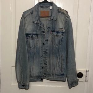 Levi’s stonewashed Jean jacket